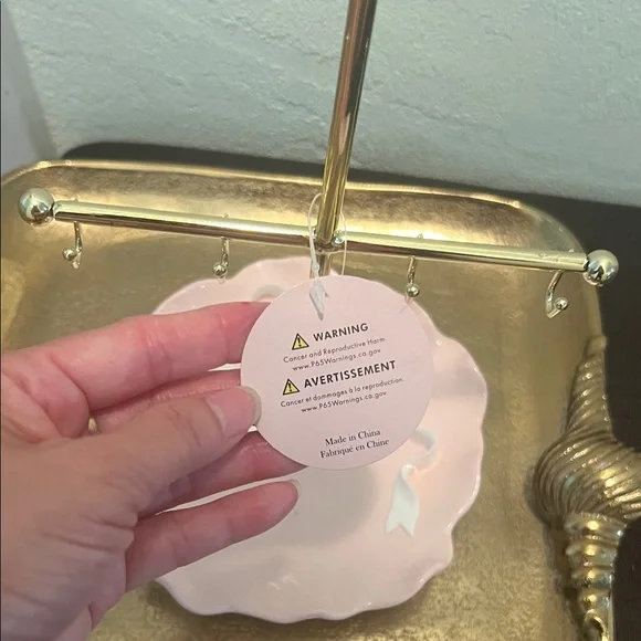 #1544**Gold and Pink Jewelry Stand - Picture 3 of 8